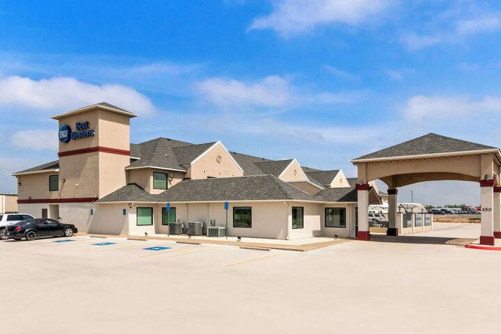 Hotel 3 of 28