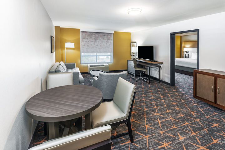 Room 16 of 49