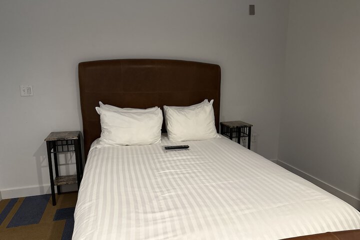 Room 125 of 151