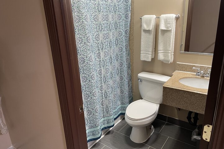 Room 37 of 46