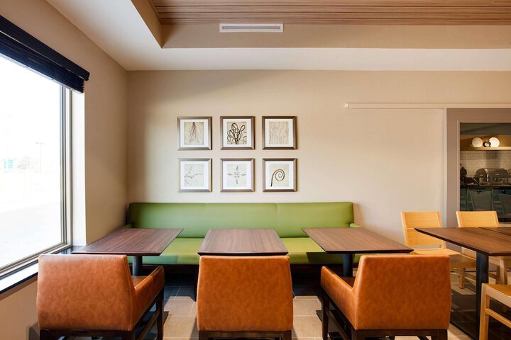 Country Inn & Suites by Radisson Springfield Southeast