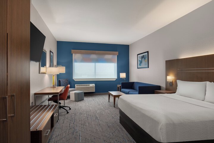 Holiday Inn Express & Suites-Dripping Springs - Austin Area by IHG