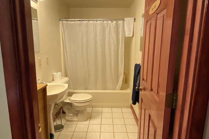 Room 11 of 57