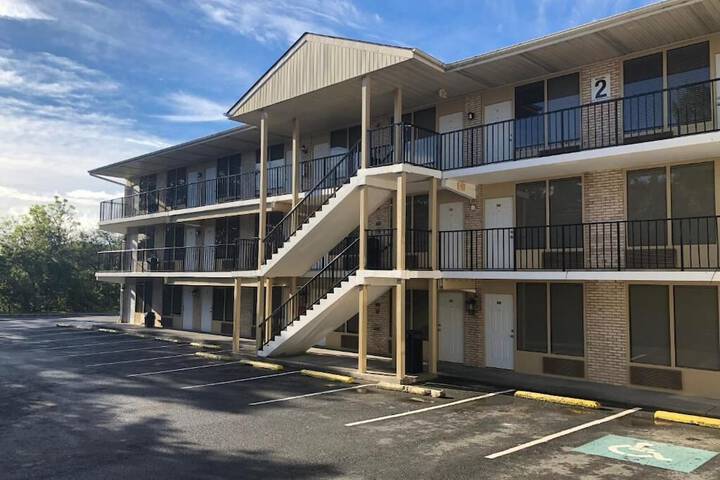 Hotel 11 of 42