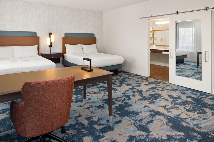 Hampton Inn Minneapolis-Roseville