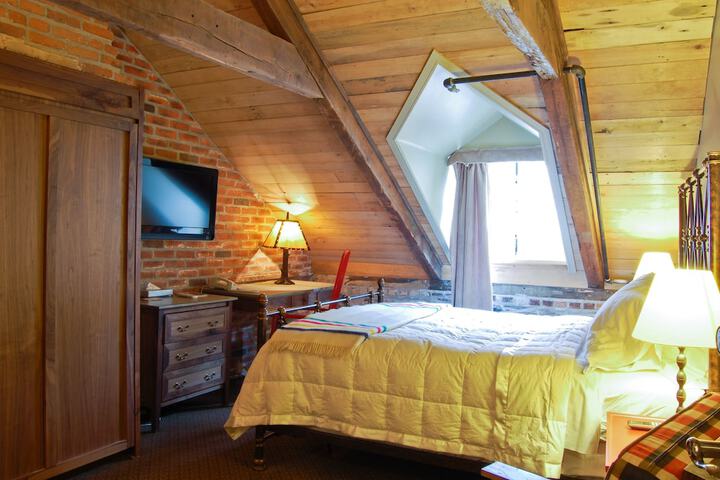 Room 17 of 39