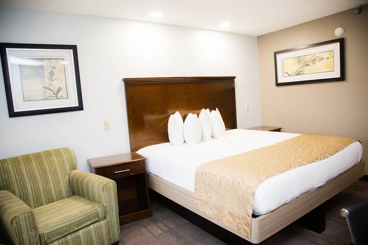 Room 18 of 31