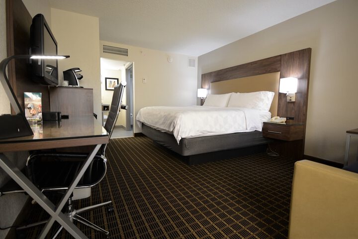 Holiday Inn Hazlet by IHG