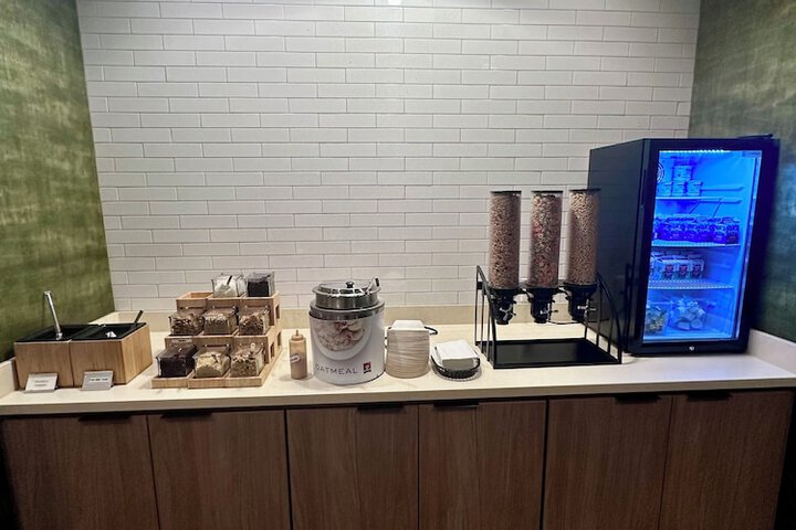 Breakfast/Coffee Service 48 of 56