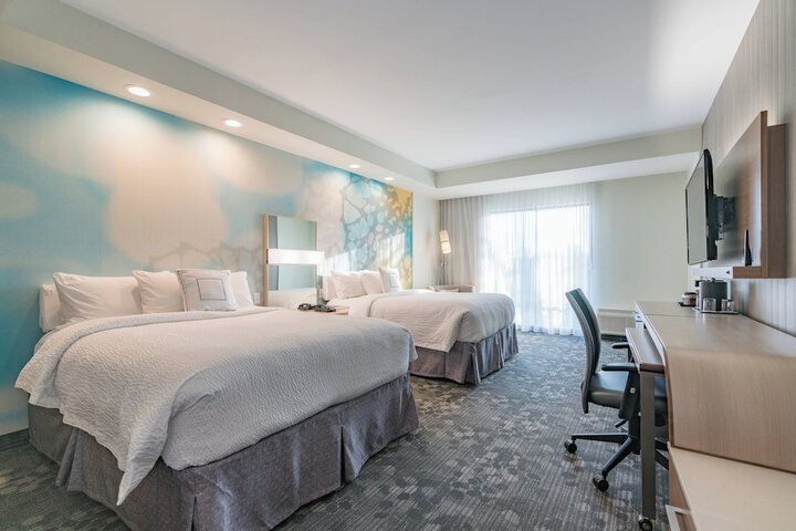 Courtyard by Marriott West Springfield
