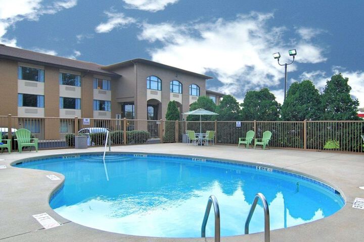 Pool 2 of 34