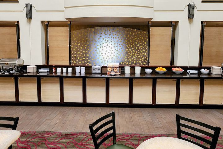 Country Inn & Suites by Radisson San Carlos, CA