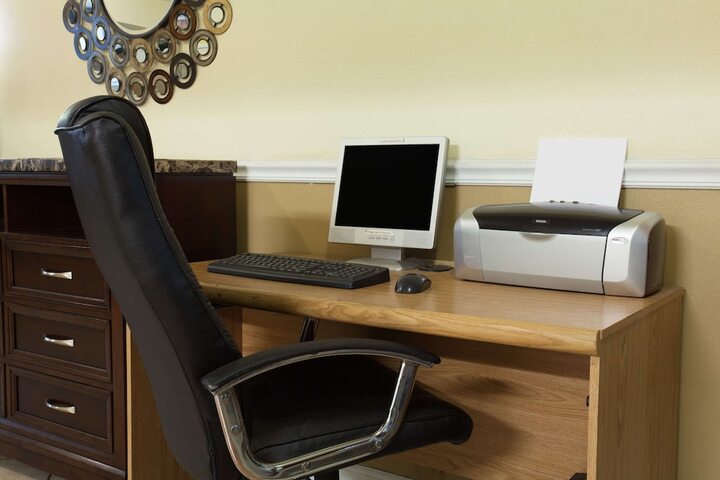 Business Center 62 of 69