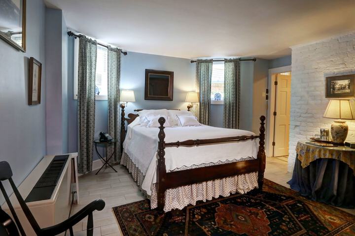 Room 21 of 57