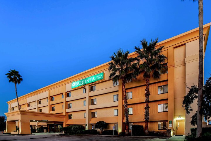 Hotel 2 of 30
