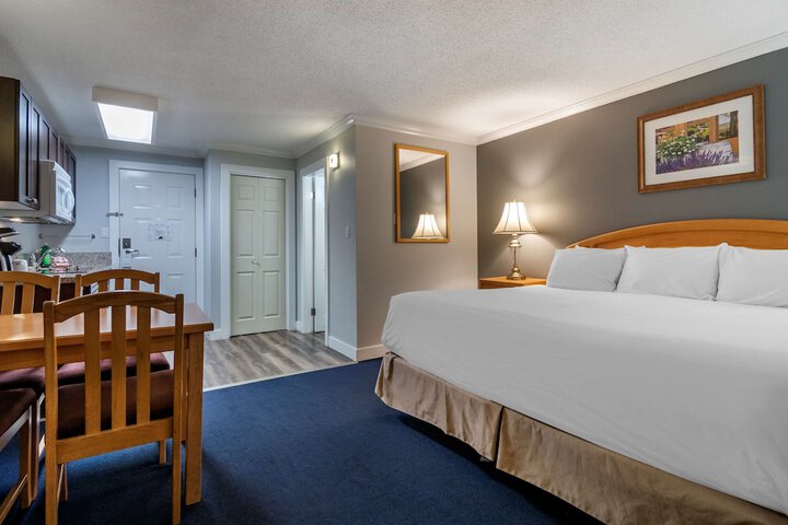 Room 22 of 66