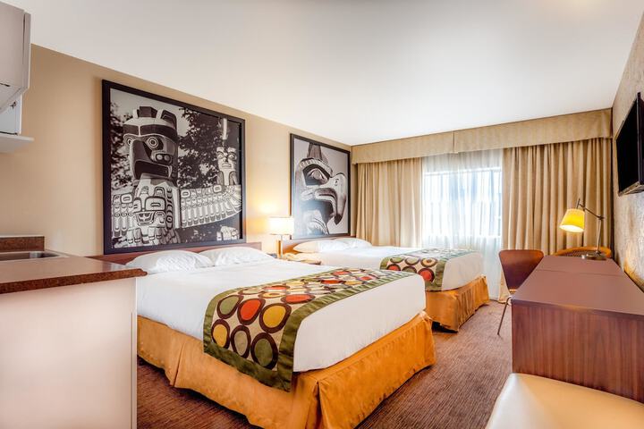Room 28 of 35