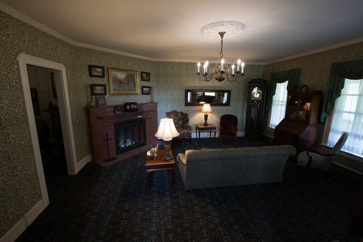Room 19 of 63