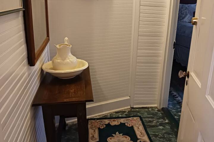 Room 39 of 47