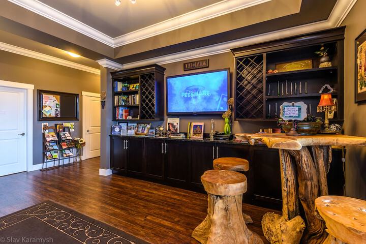 Brookside Inn Boutique Hotel