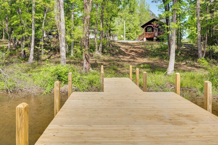 Troy Cabin w / River Access: Fish Kayak & More!