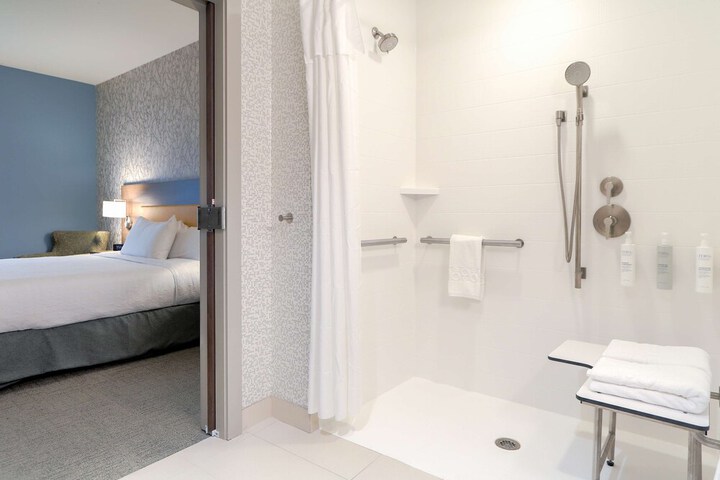 Room 22 of 51