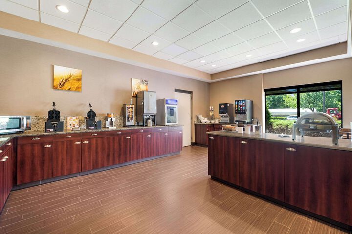 Comfort Suites Northlake