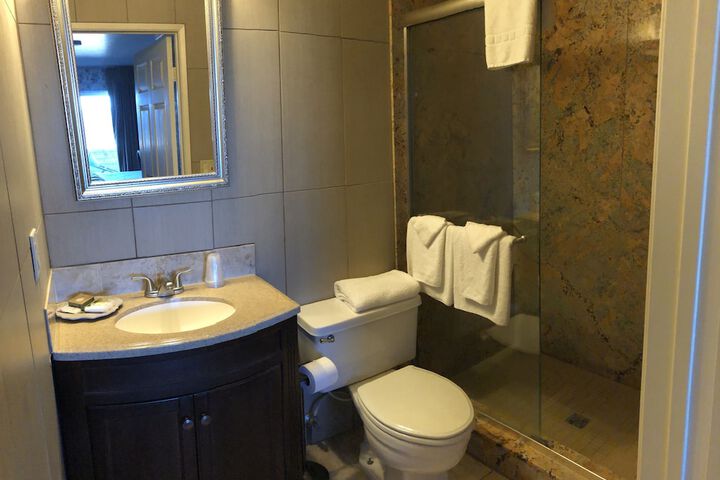 Room 15 of 24