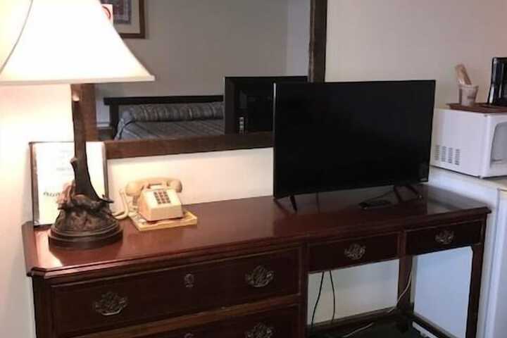 Room 20 of 37