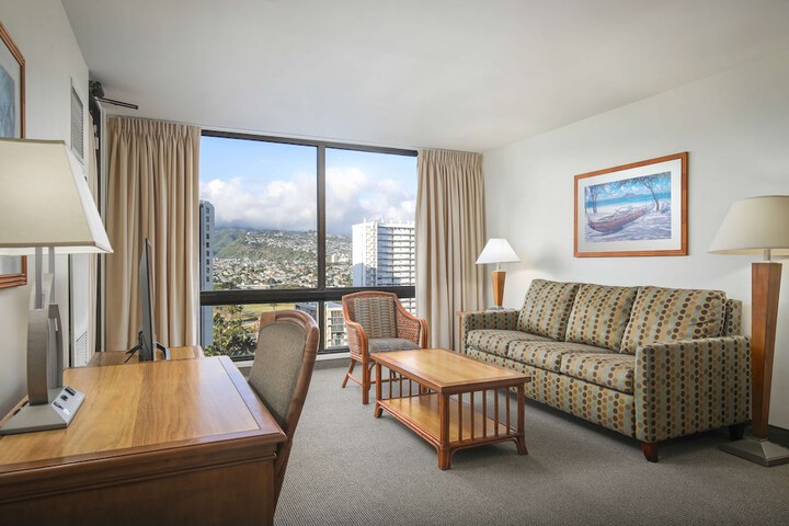 Room 52 of 90
