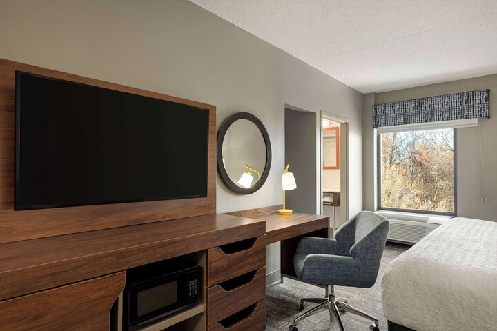 Hampton Inn Waynesboro / Stuarts Draft
