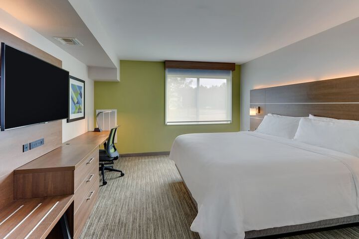 Room 41 of 79