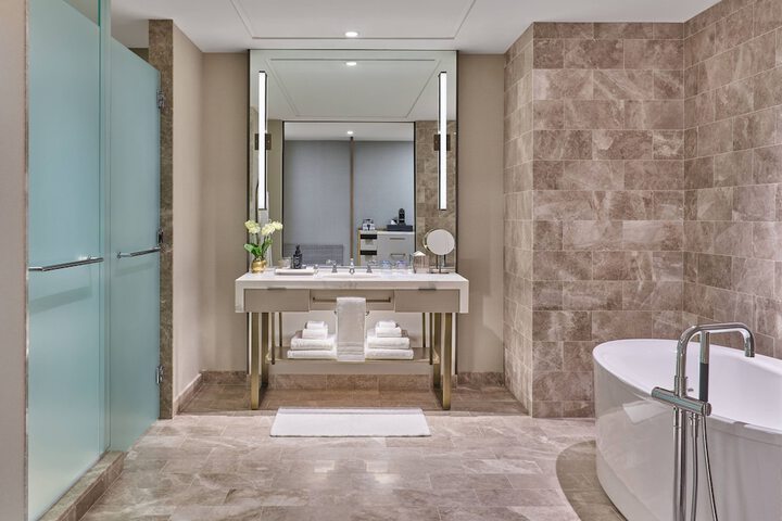 The St. Regis Chicago