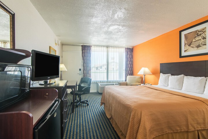 Room 21 of 31