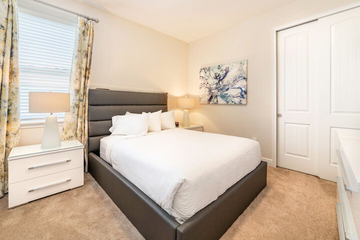 Room 416 of 705