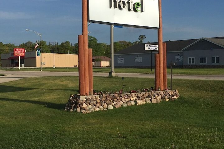 Hotel 2 of 44