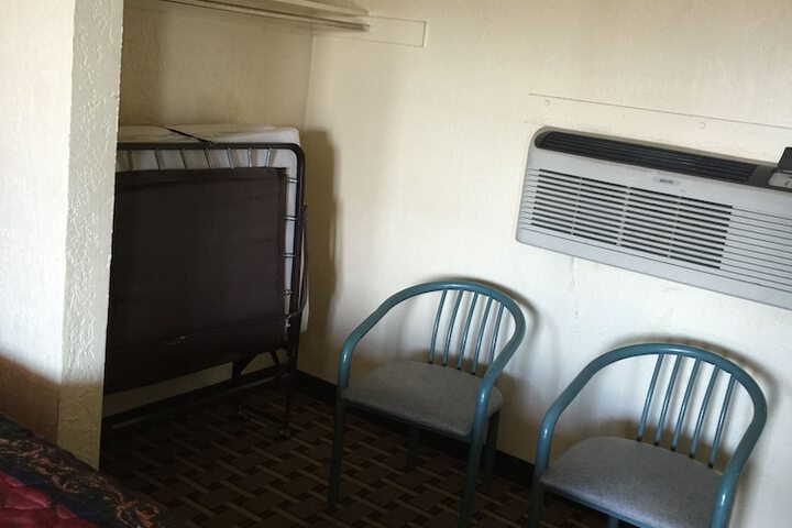 Room 29 of 51
