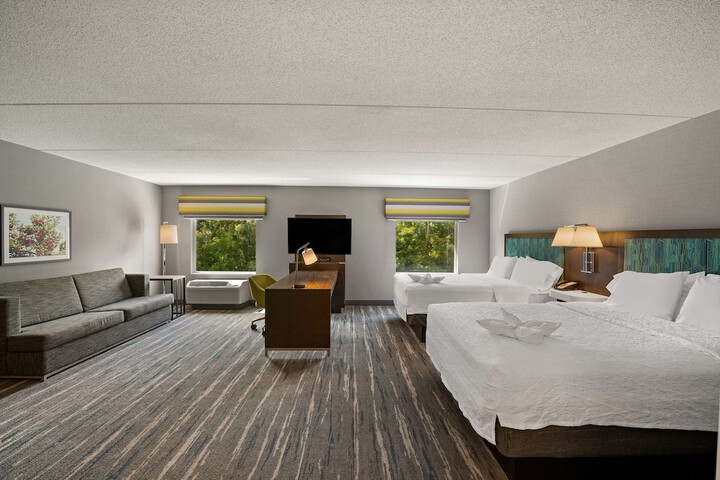 Hampton Inn & Suites Poughkeepsie