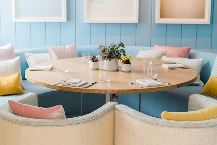 Dining 76 of 103
