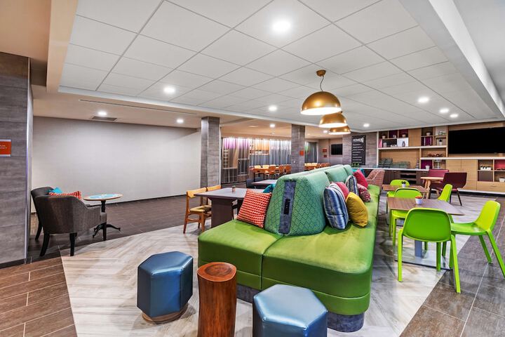 Hotel Interior 8 of 31