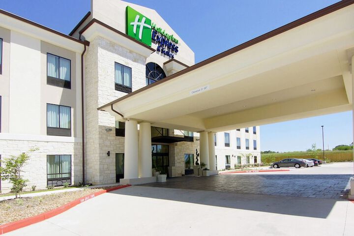 Hotel 4 of 48