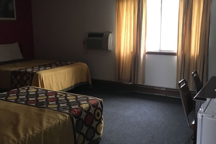 Room 15 of 41