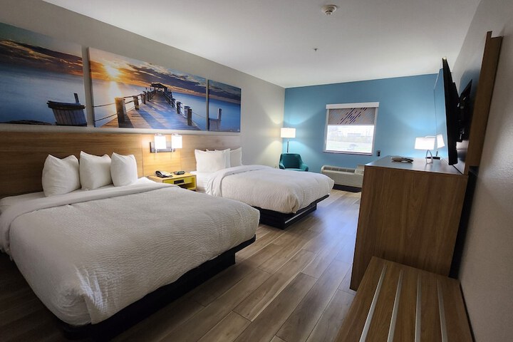 Room 5 of 20