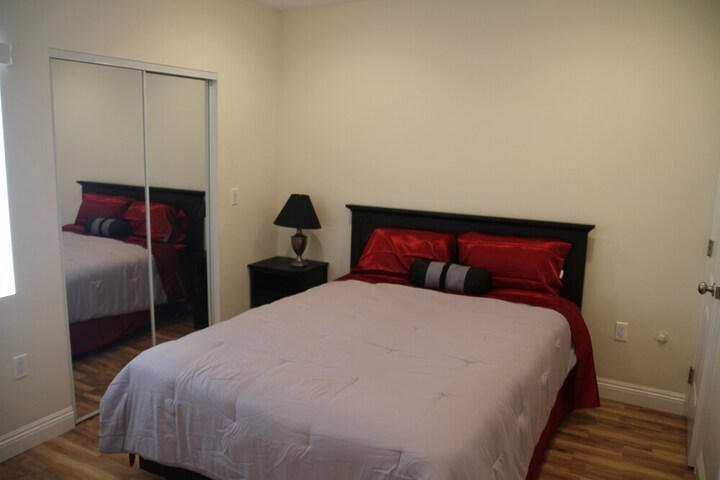 Room 15 of 25