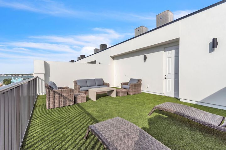 Azul Townhomes A4 - Sunset