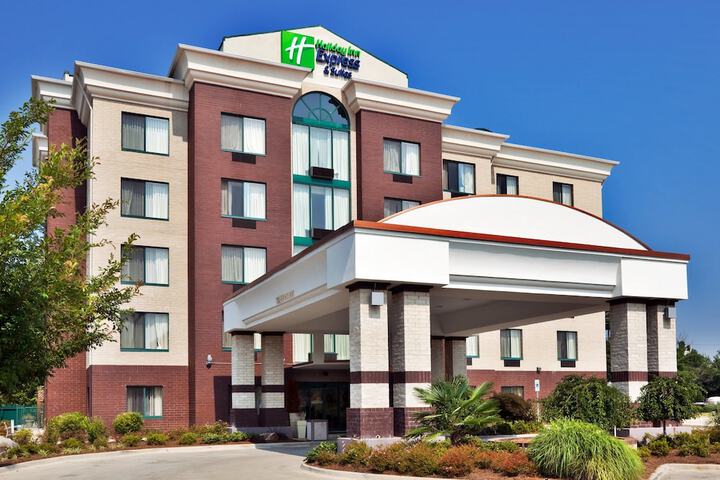 Hotel 4 of 50
