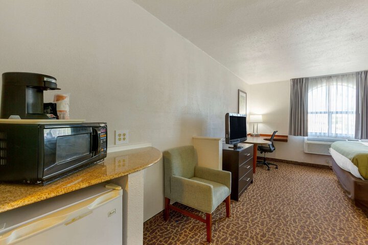 Room 21 of 57
