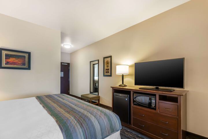 Room 11 of 29