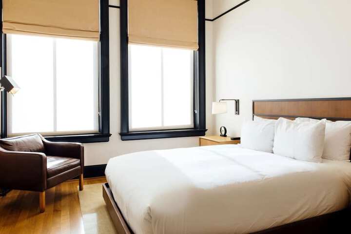 Room 20 of 49