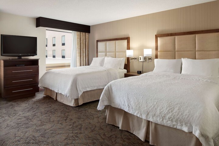 Room 14 of 28
